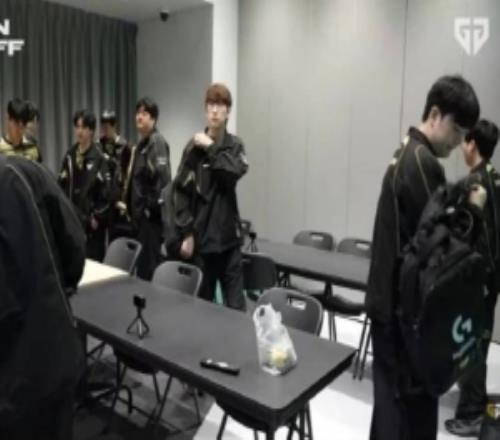 吴艳妮积分,超越日本选,荣登亚洲冠,球天下体育,体育赛事平台,足球赛事资讯,篮球赛事信息,赛事动态