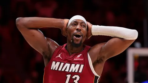 大乐透期号专家质合分析：活塞逆袭，骑士内线遭杜伦狂轰4811